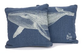 Set of 2 Whale cushions